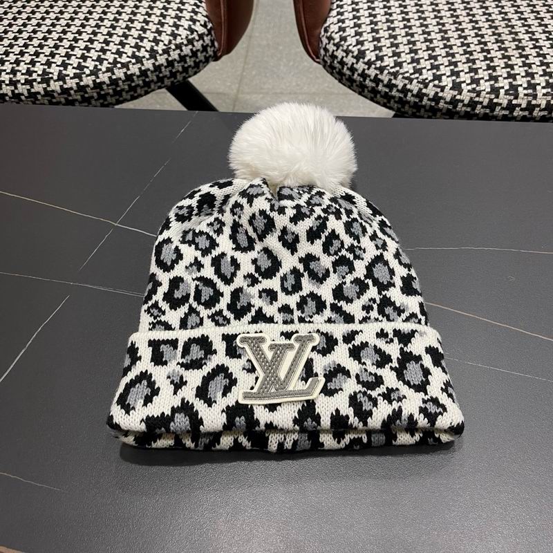 LV hat (3513)