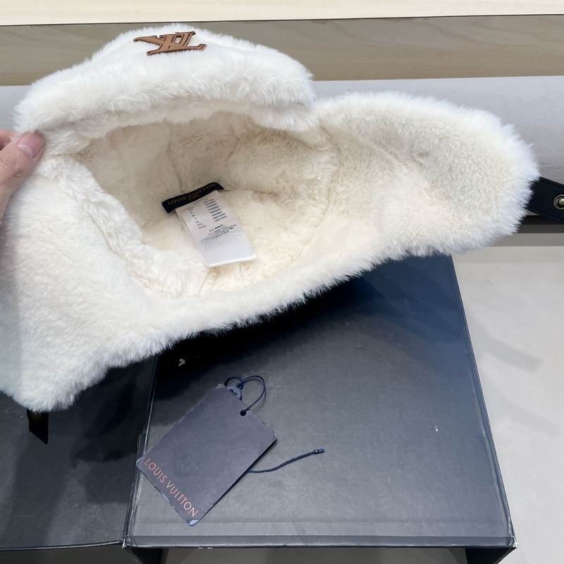 LV hat (3850)
