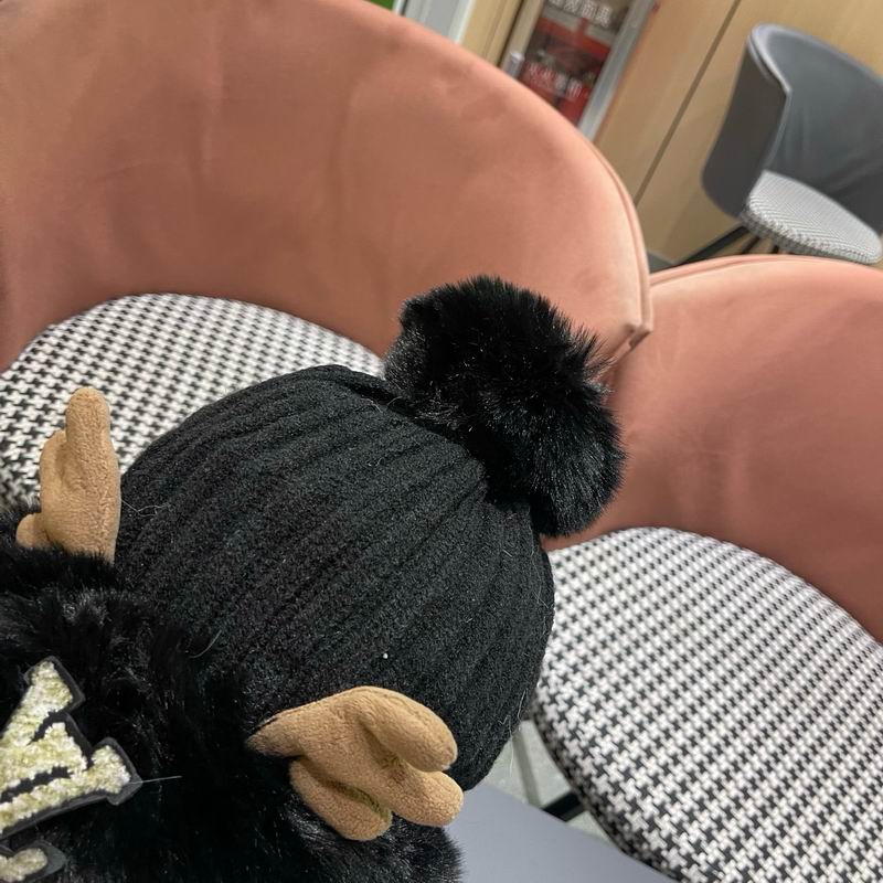 LV hat (4503)