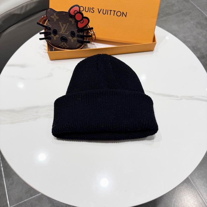 LV hat (757)