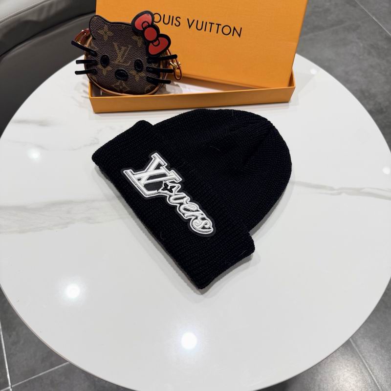 LV hat (762)