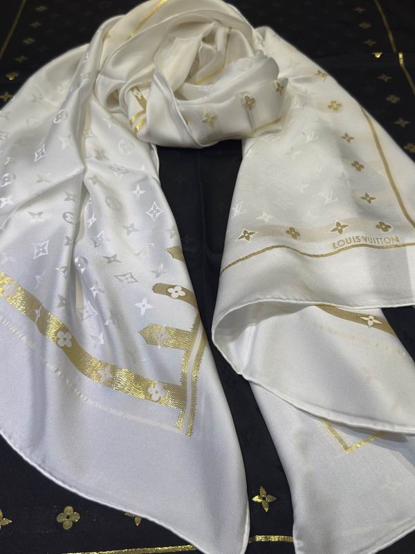 LV silk Scarf 65X180cm E06 (27)