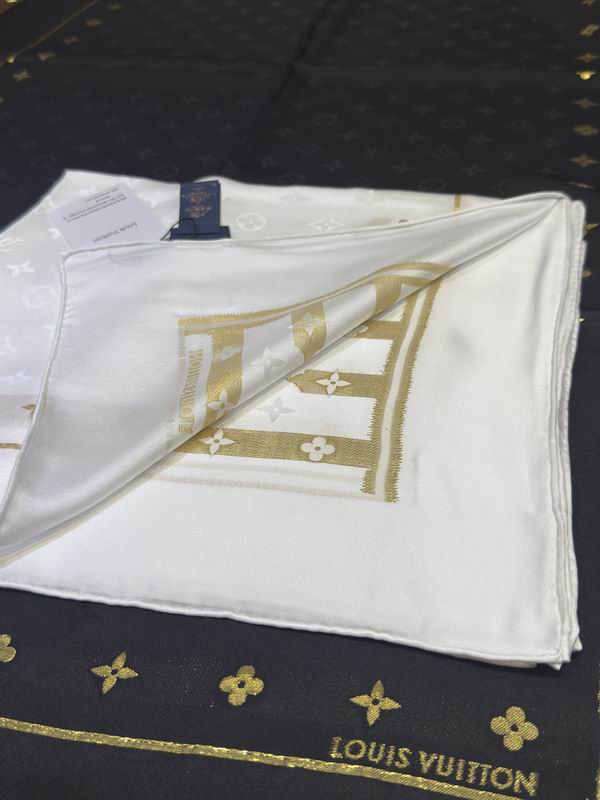 LV silk Scarf 65X180cm E06 (30)