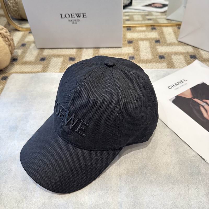 Loewe Cap (243)