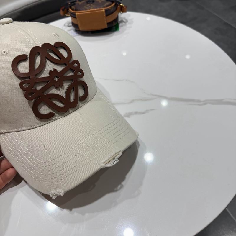 Loewe Cap (51)