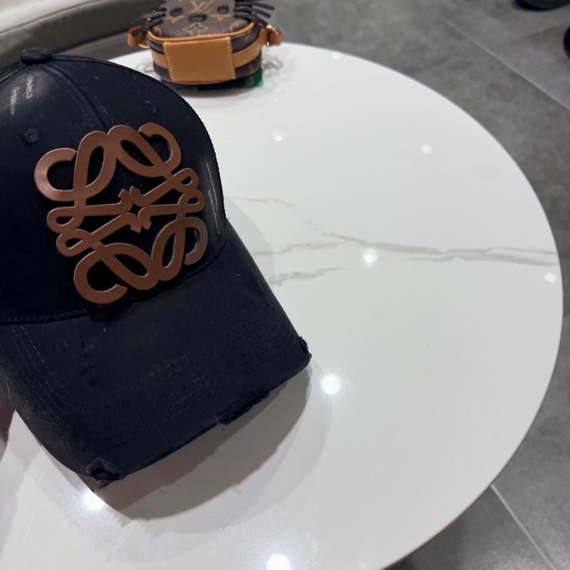 Loewe Cap (60)