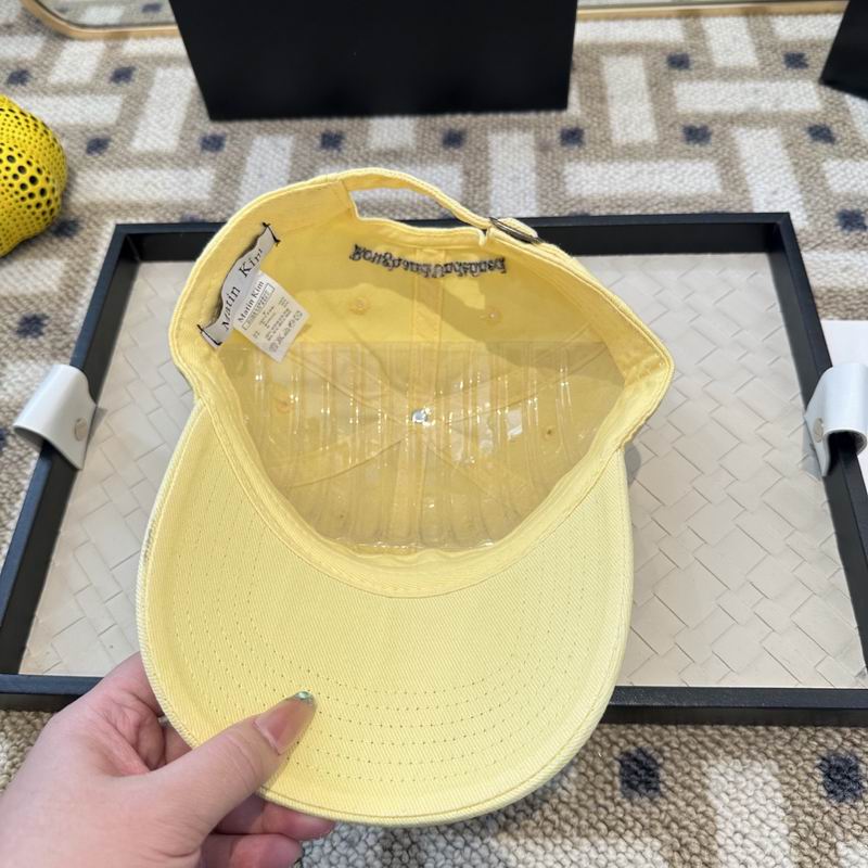 Matin Kim Cap (2630)