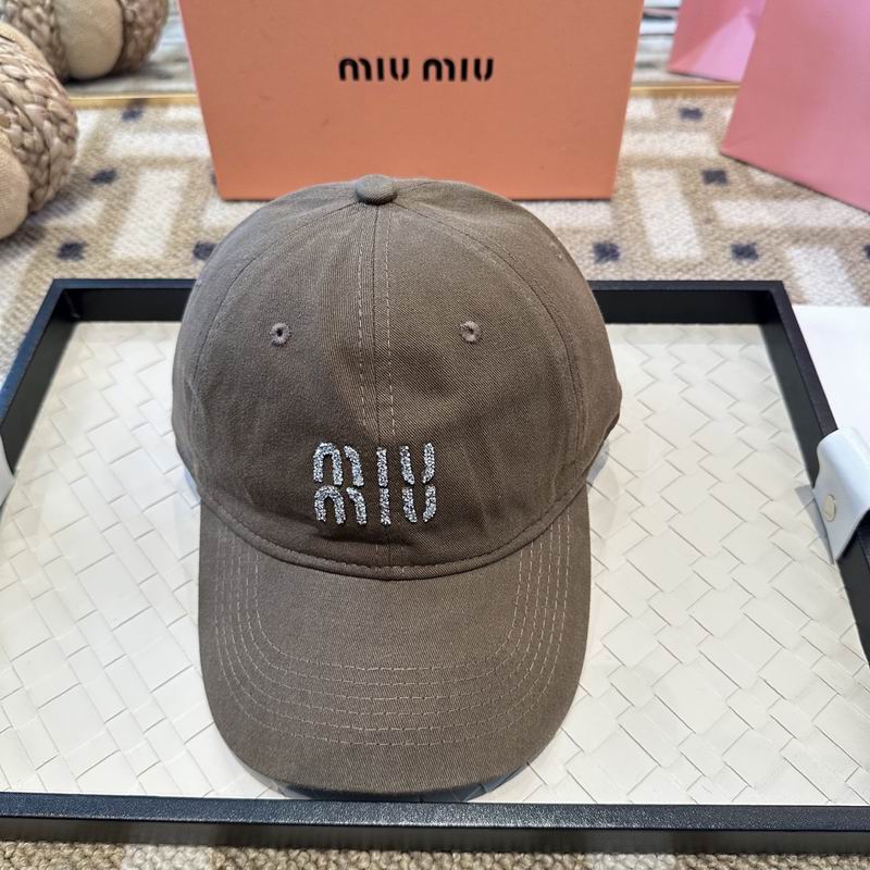 Miumiu Cap (3765)
