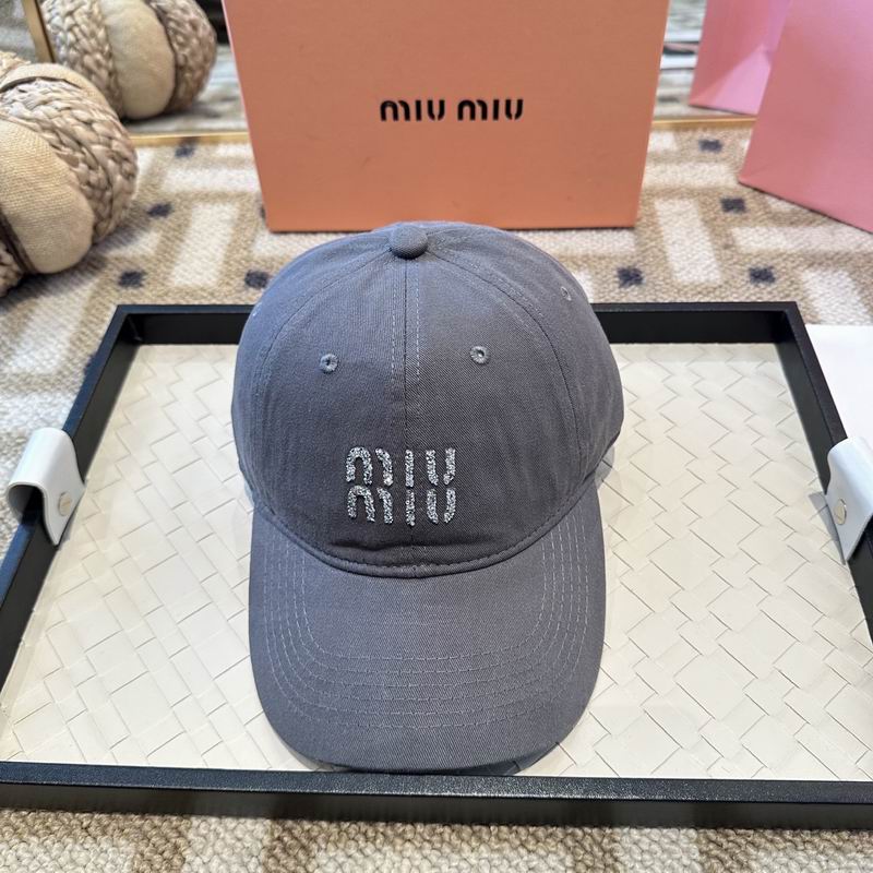 Miumiu Cap (3771)