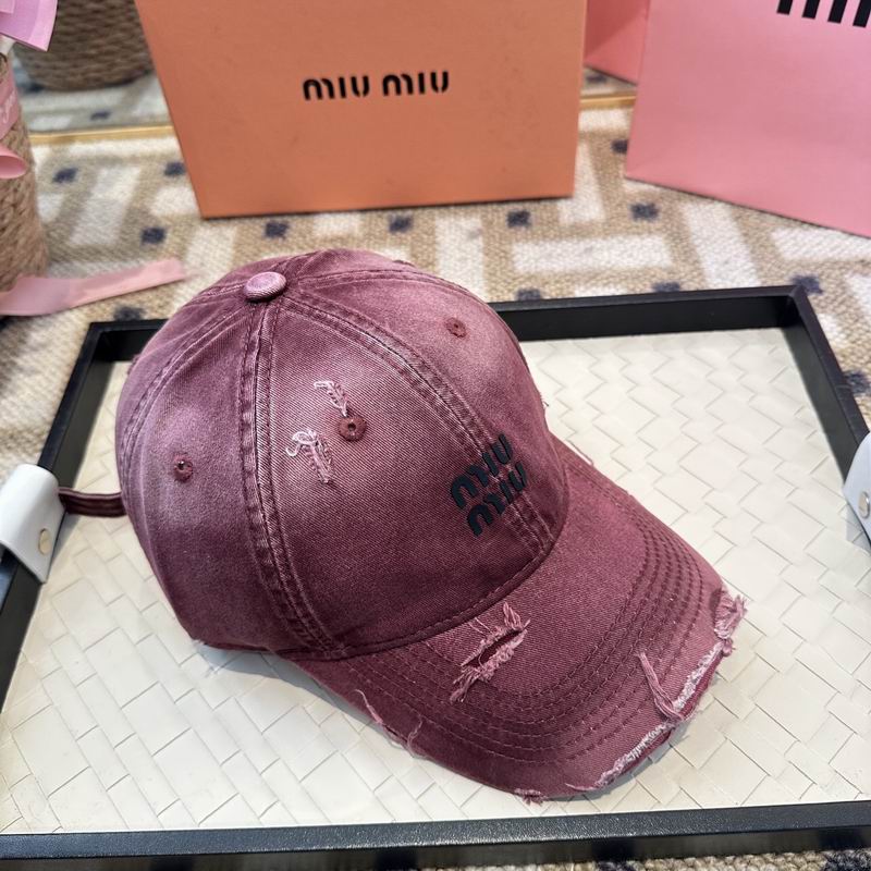 Miumiu Cap (4391)