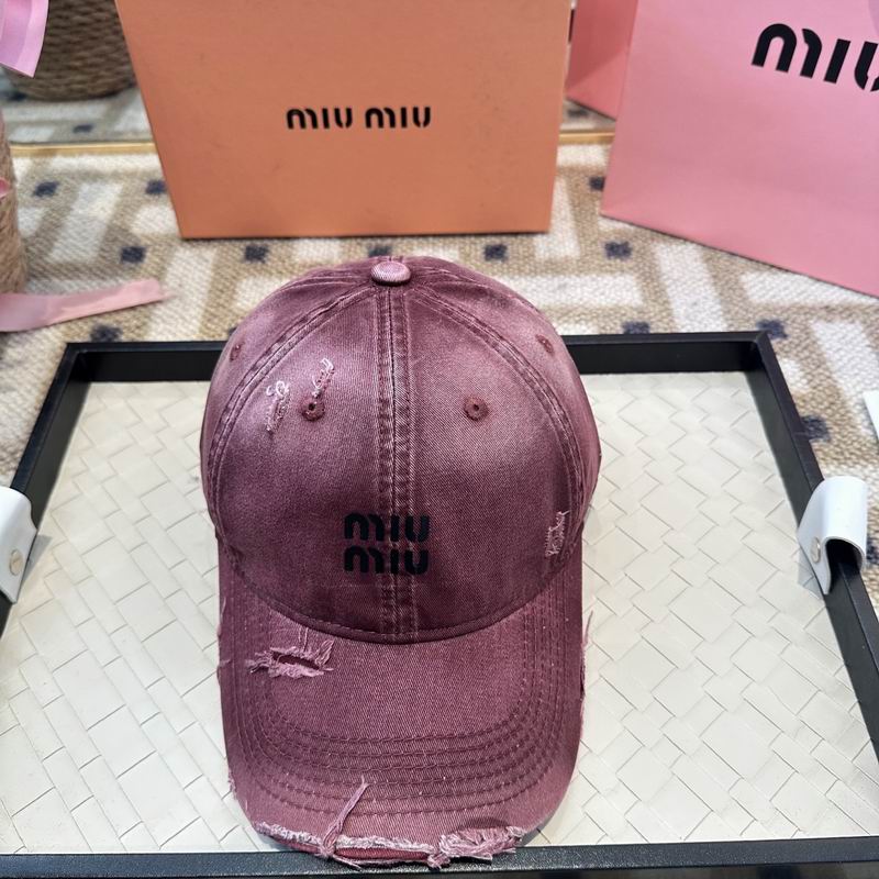Miumiu Cap (4393)