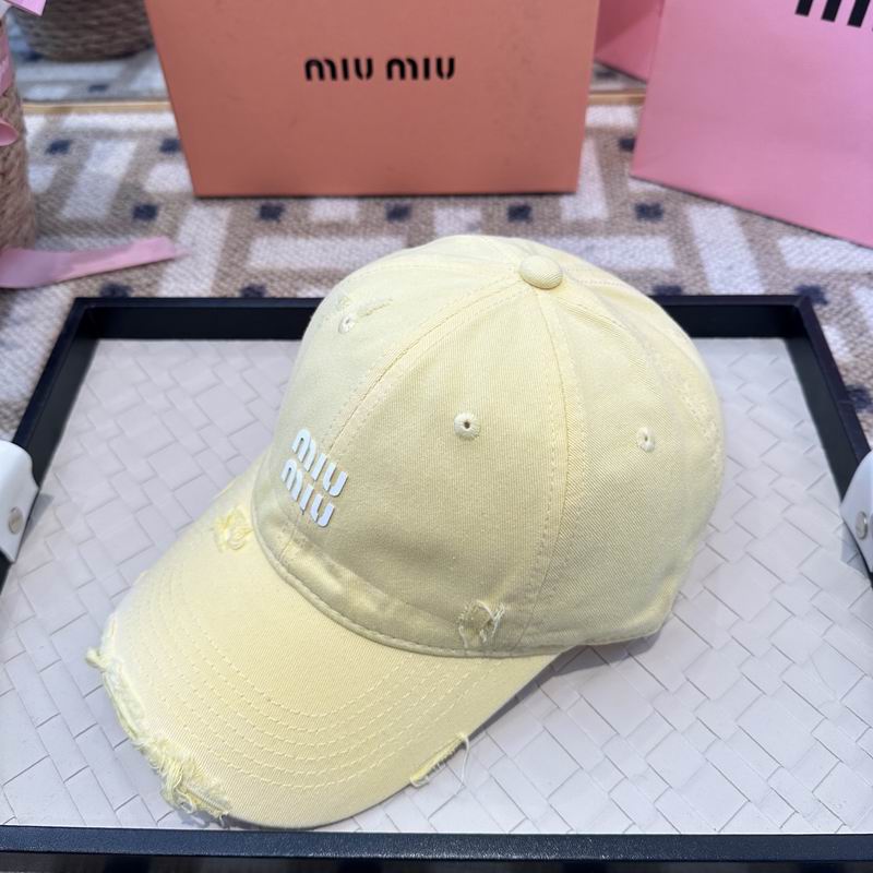 Miumiu Cap (4430)