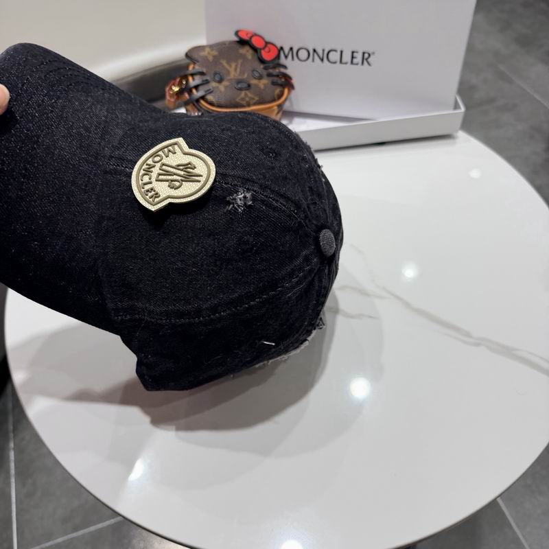 Moncler Cap (3616)