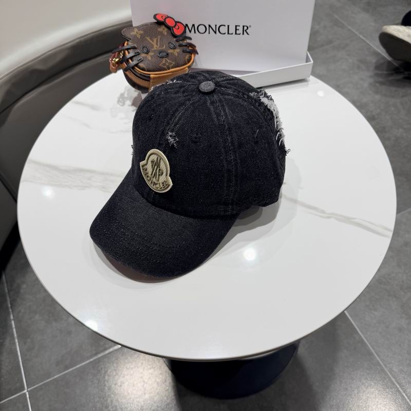 Moncler Cap (3621)