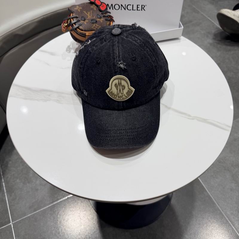 Moncler Cap (3622)