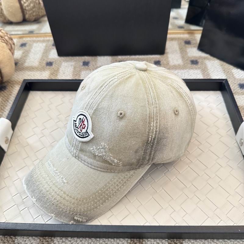 Moncler Cap (413)