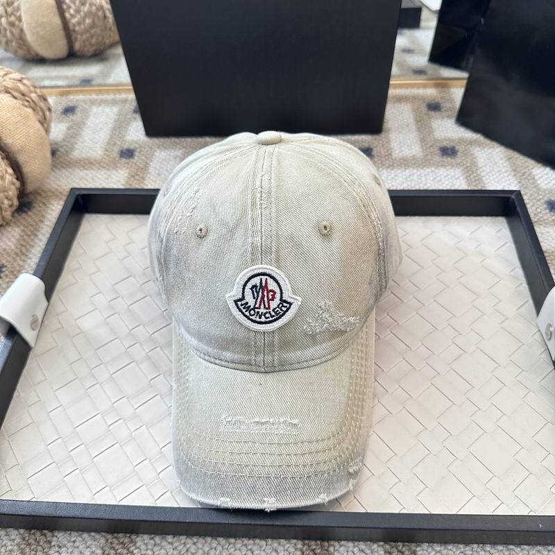 Moncler Cap (414)