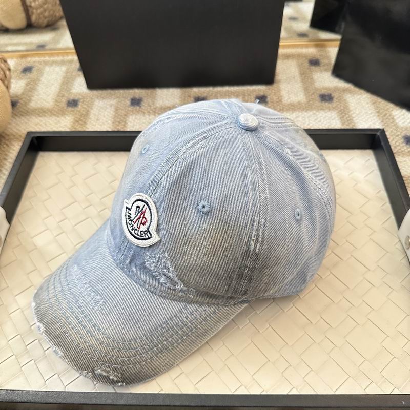 Moncler Cap (423)