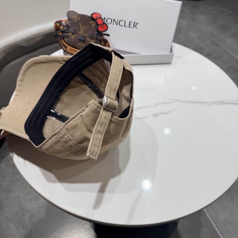 Moncler Cap (534)