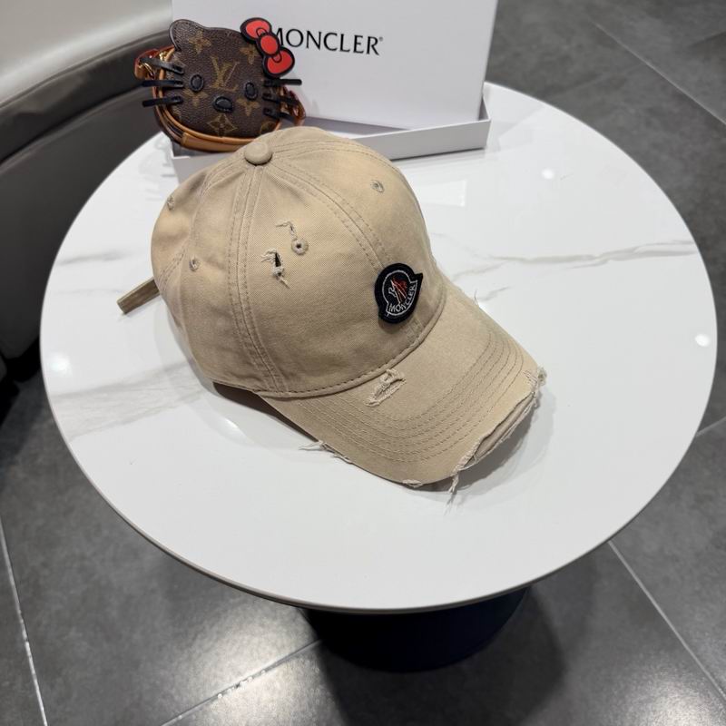 Moncler Cap (539)