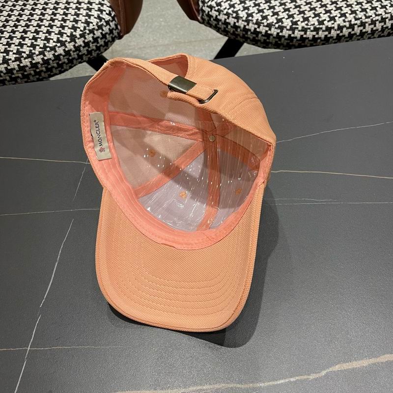 Moncler Cap (934)