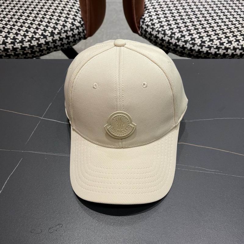 Moncler Cap (953)