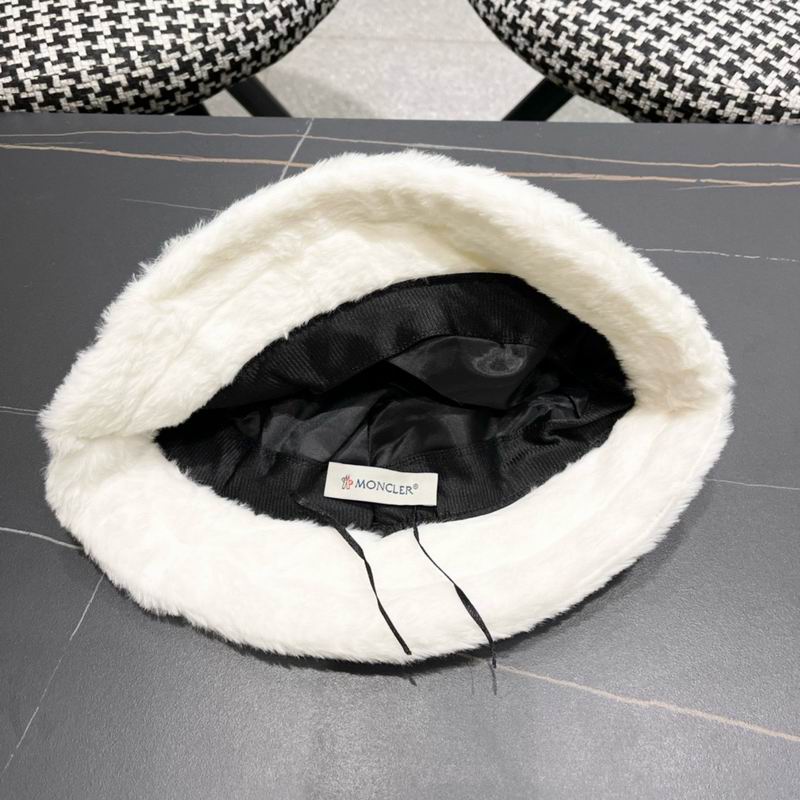 Moncler Hat (100)