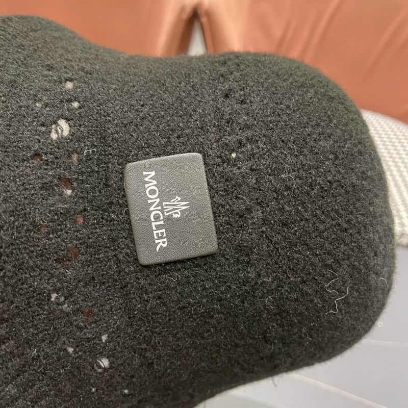 Moncler Hat (1992)