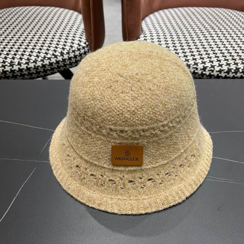 Moncler Hat (2028)