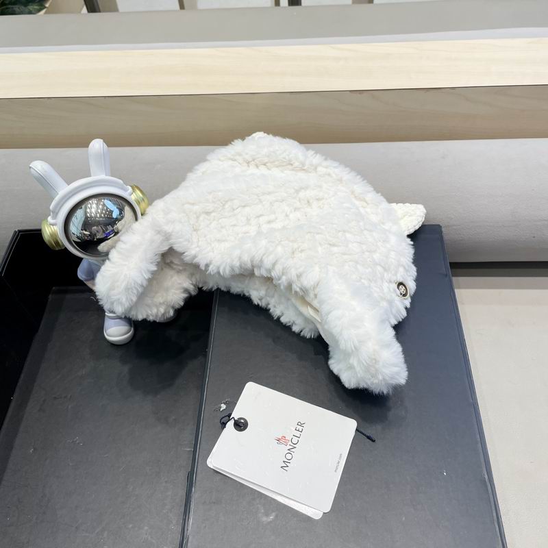 Moncler Hat (2347)