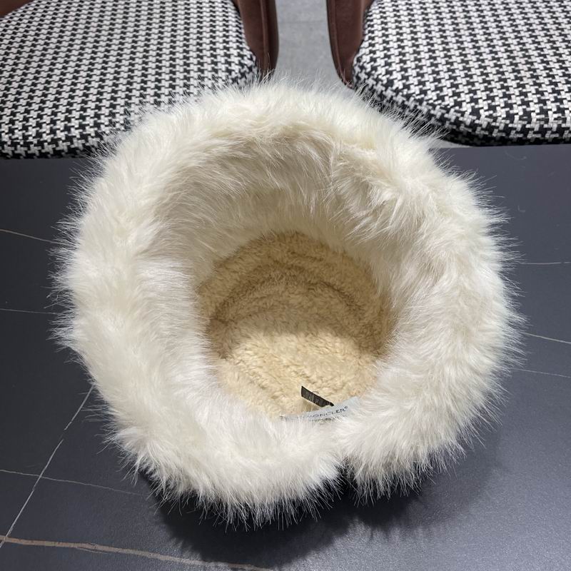 Moncler Hat (2600)