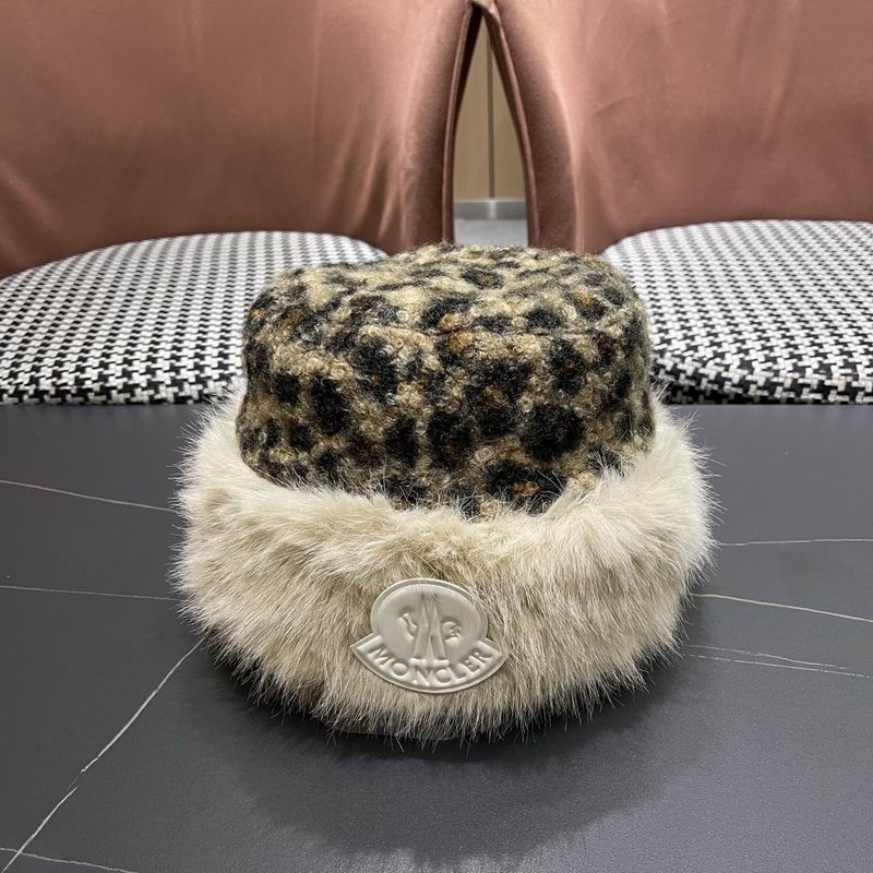 Moncler Hat (296)