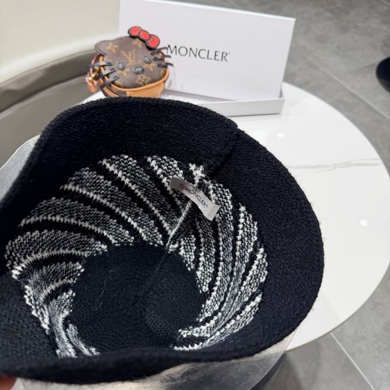 Moncler Hat (336)