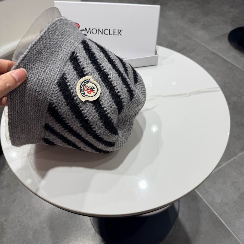 Moncler Hat (346)