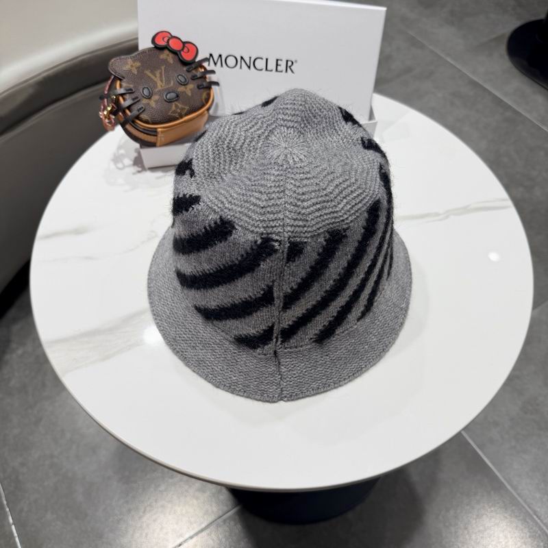 Moncler Hat (351)
