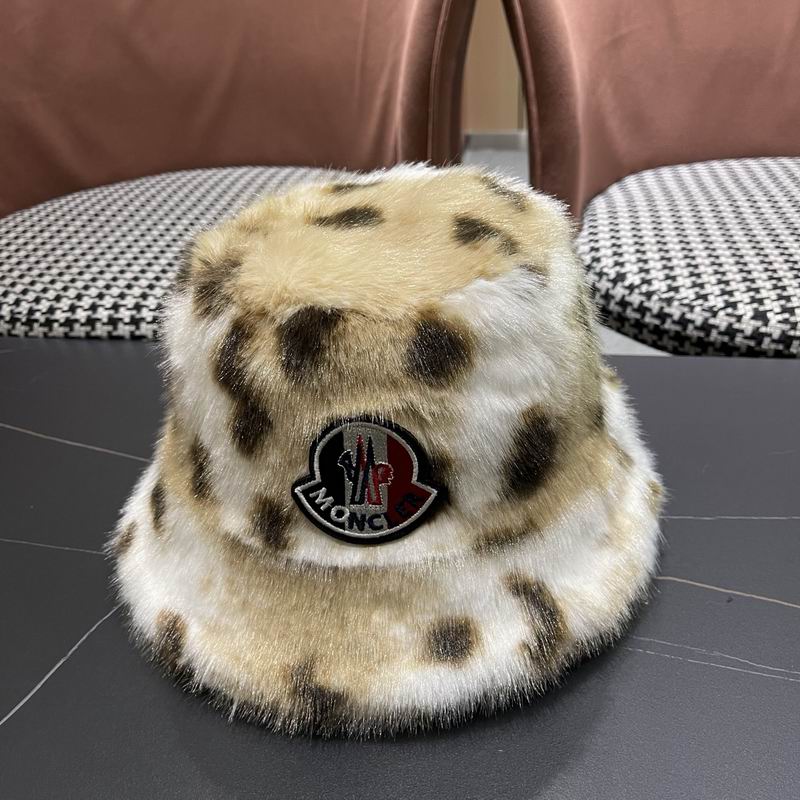 Moncler Hat (828)