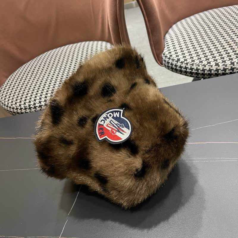 Moncler Hat (842)