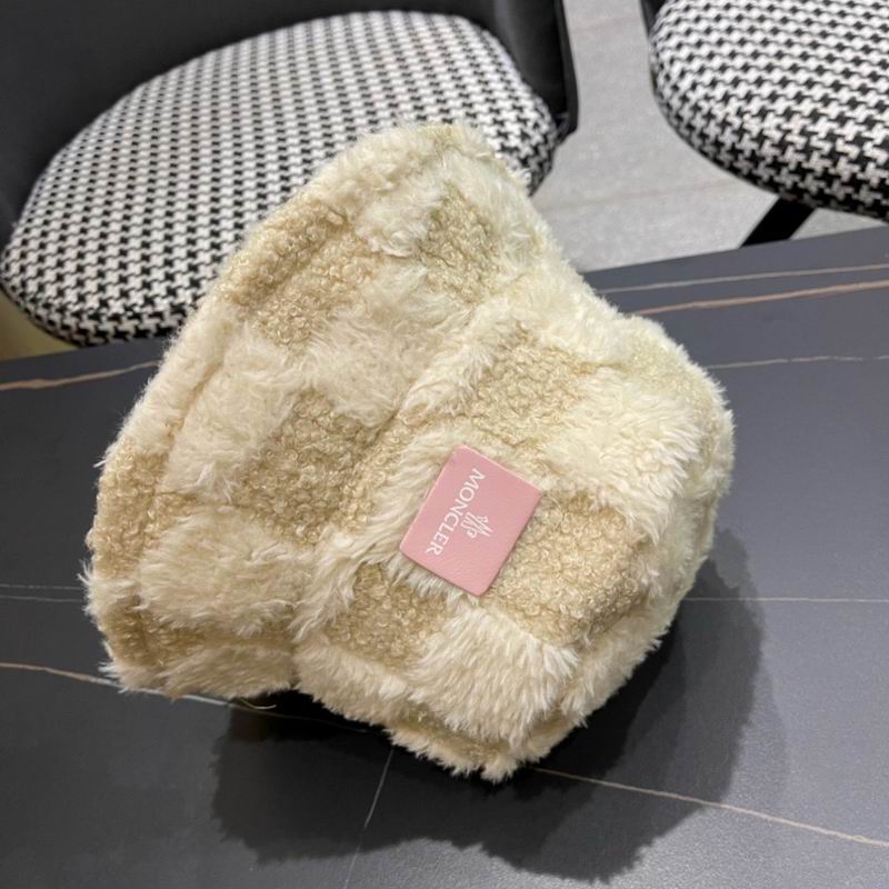 Moncler Hat (88)