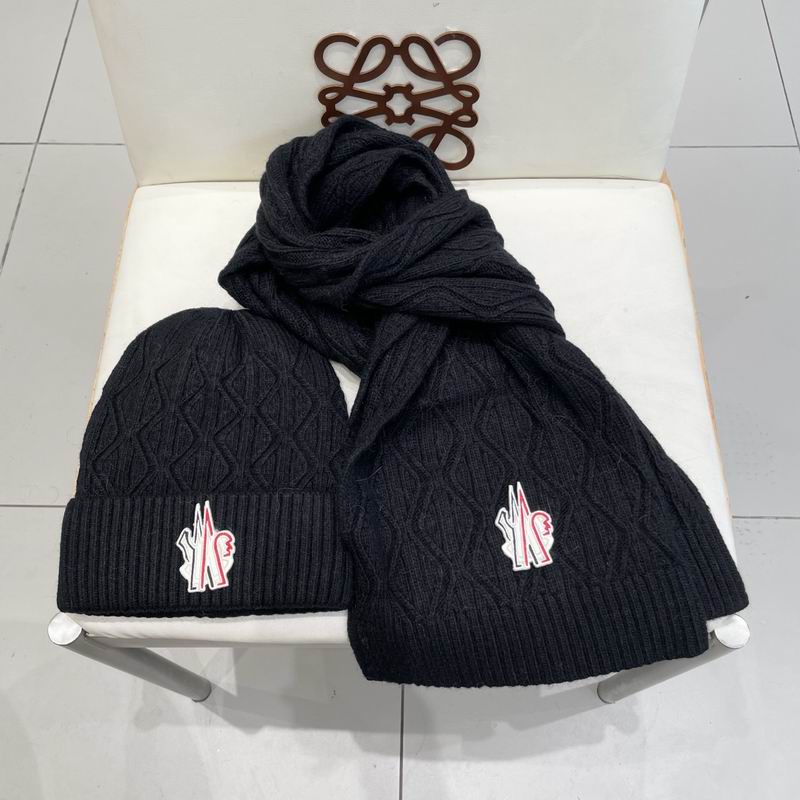 Moncler Scarf Hat (104)