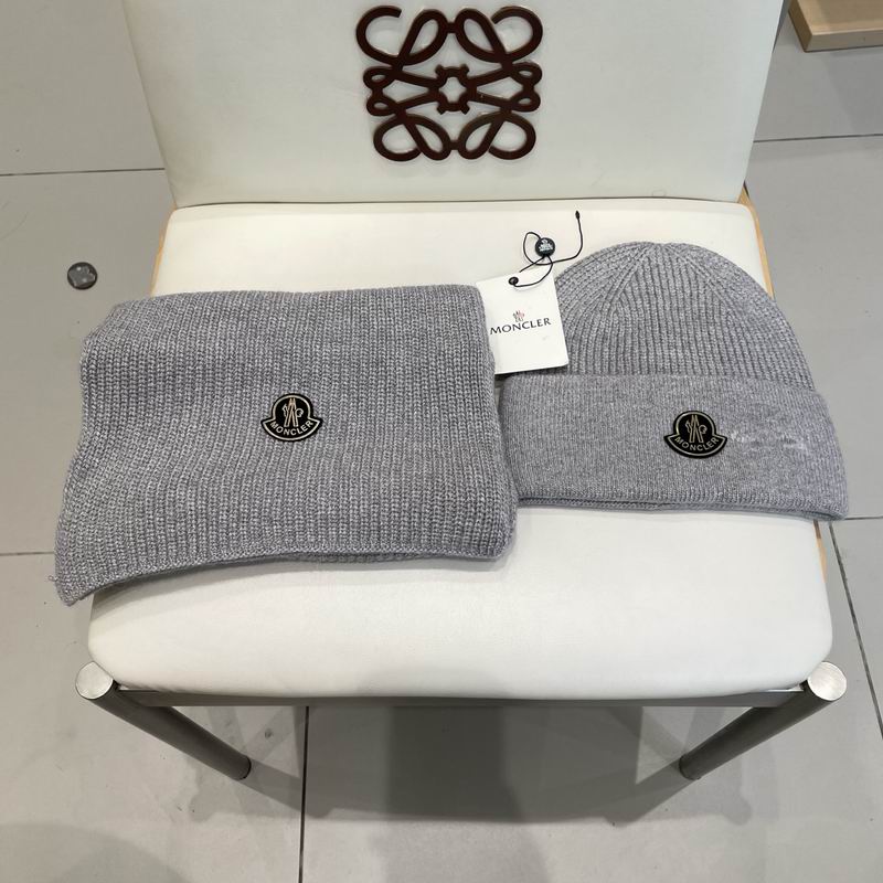 Moncler Scarf Hat (245)