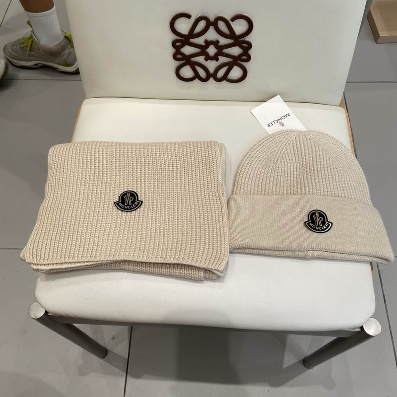 Moncler Scarf Hat (263)