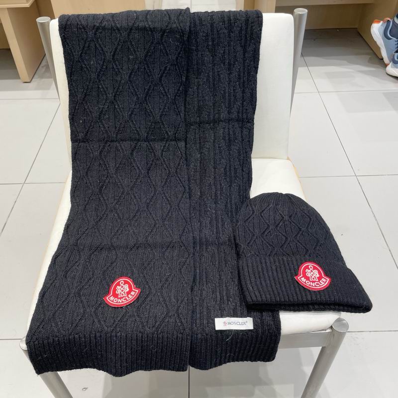 Moncler Scarf Hat (65)