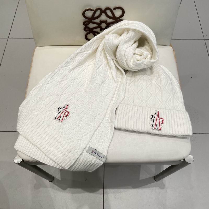 Moncler Scarf Hat (93)