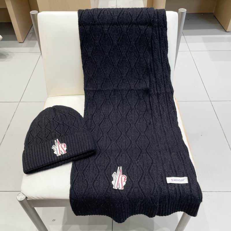 Moncler Scarf Hat (99)