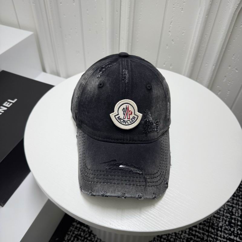 Moncler cap dx (4)