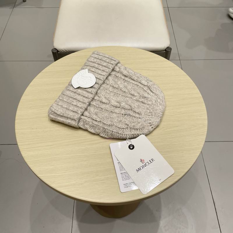 Moncler hat (1449)