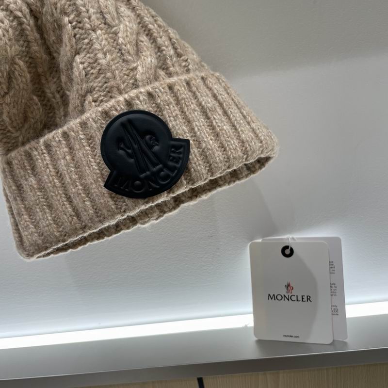 Moncler hat (1470)