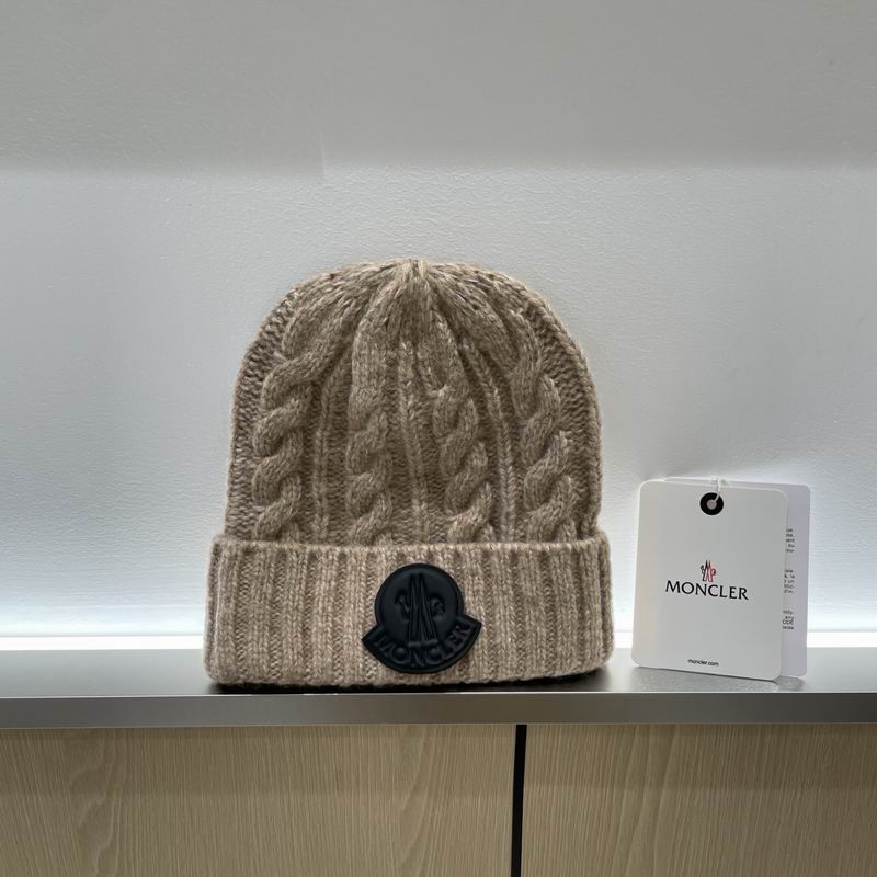 Moncler hat (1472)