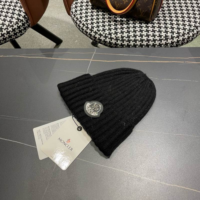 Moncler hat (339)