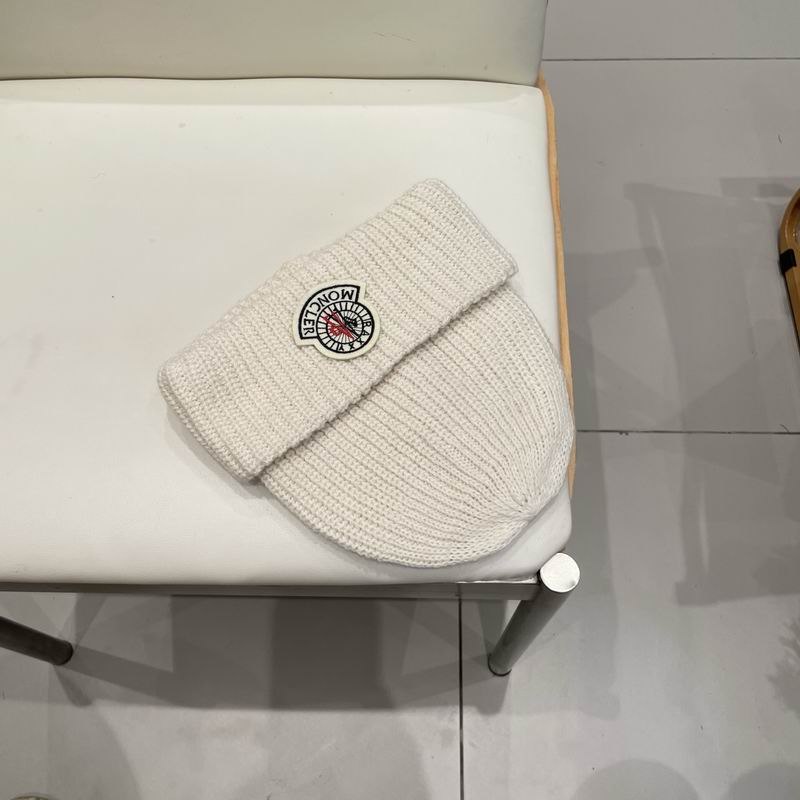 Moncler hat (3942)